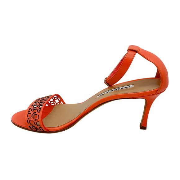 Manolo Blahnik Coral Pink Lasercut Leather Ankle Strap Sandals - Picture 3 of 7